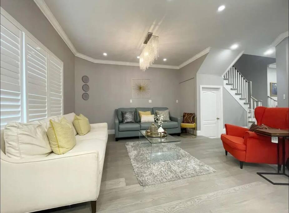 Elegant & Luxurious 3 Bedroom Home Mississauga Exterior foto